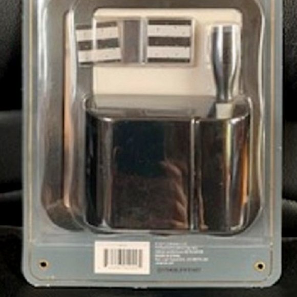 NEW U Brands 7 Piece Locker Kit Imported - Picture 2 of 2